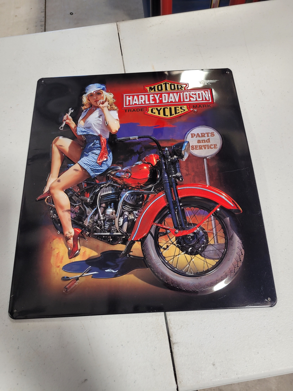 Harley-Davidson Pin-Up Motorcycle Metal Sign - Red & Black